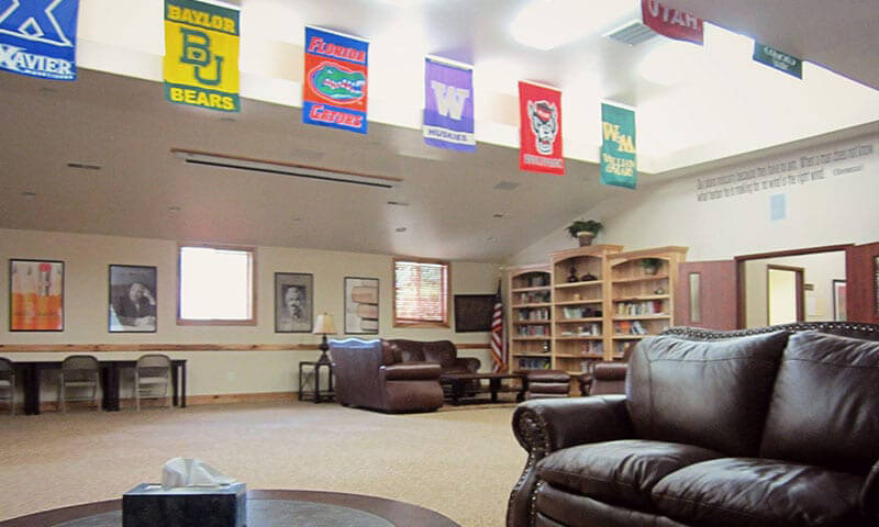 discovery-ranch-for-boys-blended-learning-flag-room